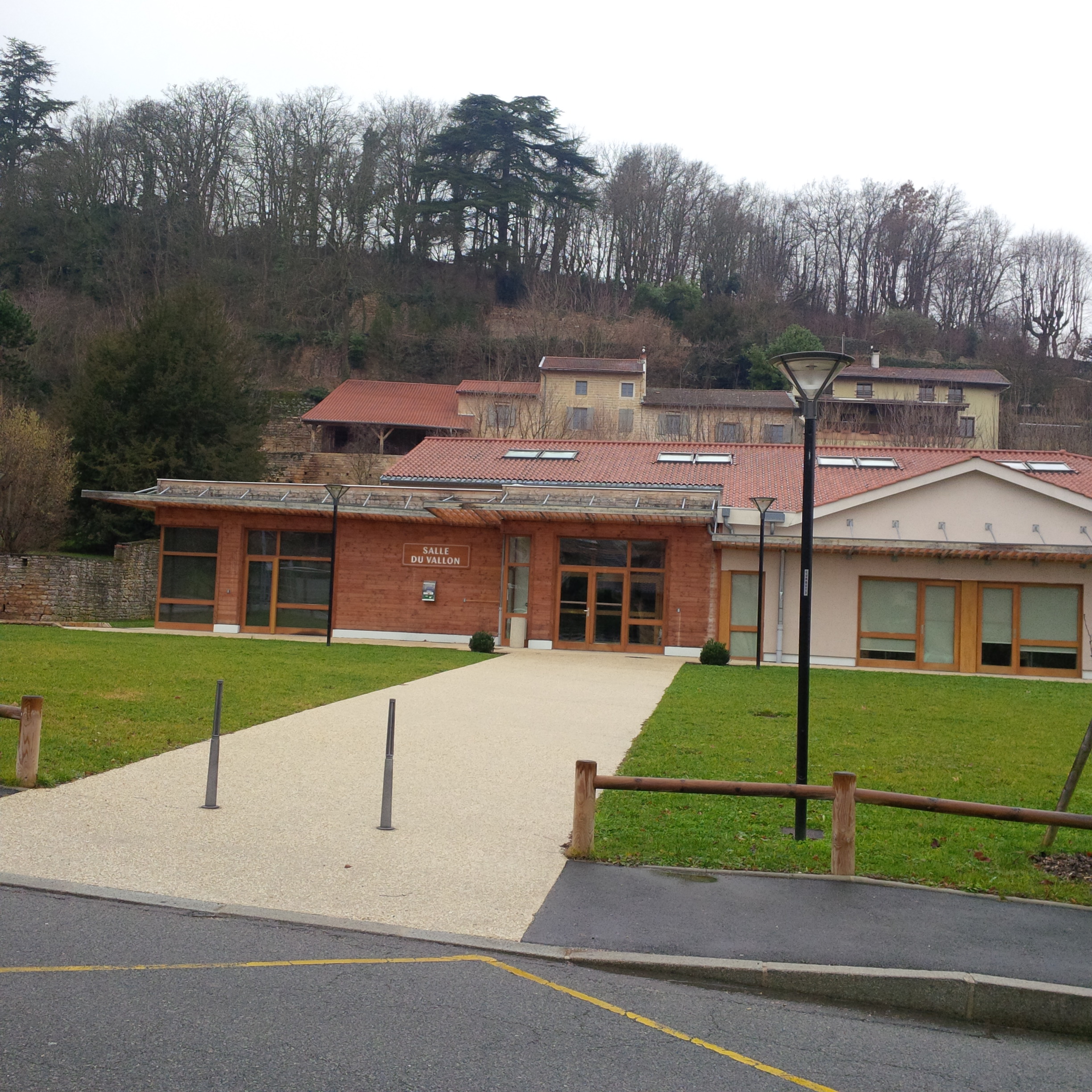 Salle du Vallon à Curis au mont d'or