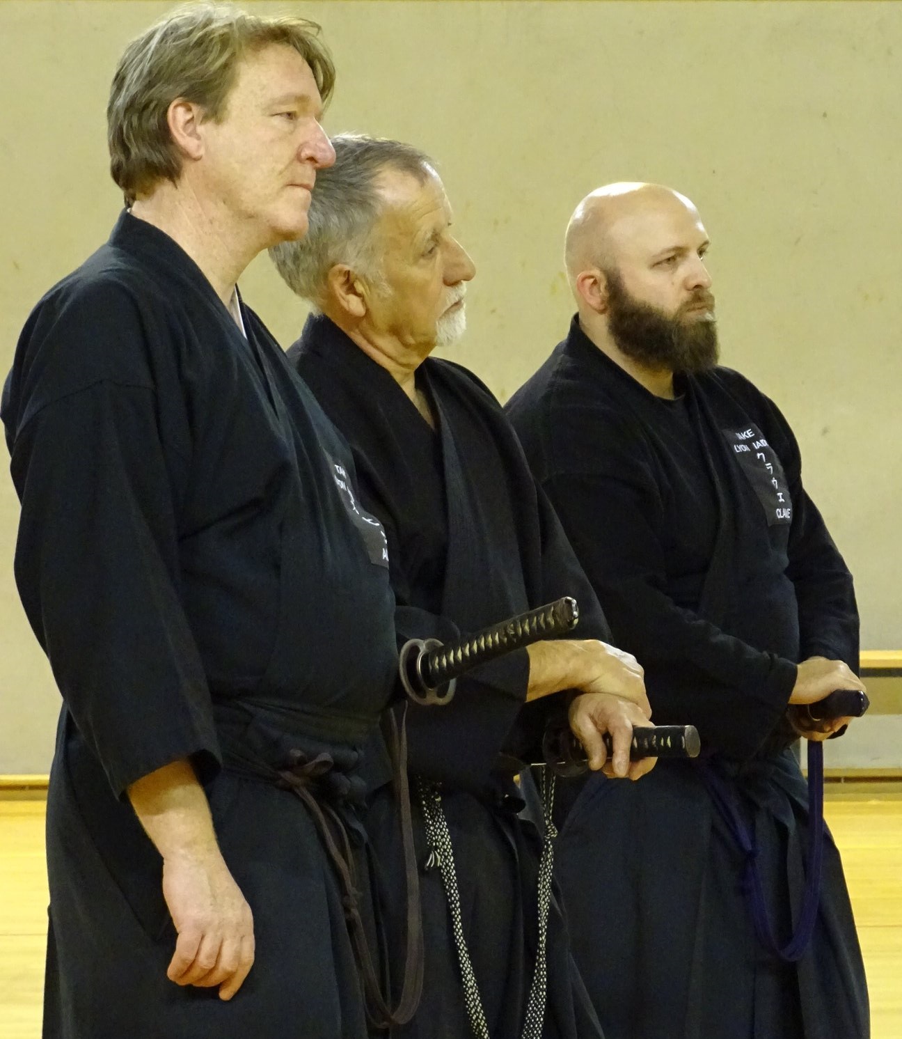 Les enseignants du club : Cédric AUBIN, Iaidō 5e Dan et Guillaume CLAVE, Iaidō 3e Dan